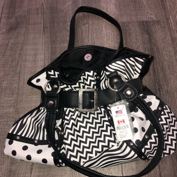 Claire’s Purse *NEW* - Picture 3 of 4